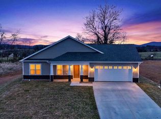 230 Langley Dr, Waynesboro, VA