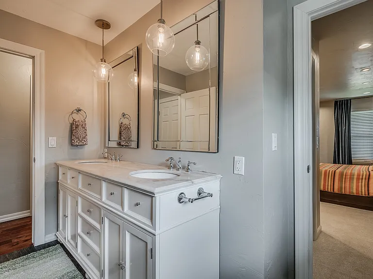 11105 Leaning Elm Rd — Photo 35
