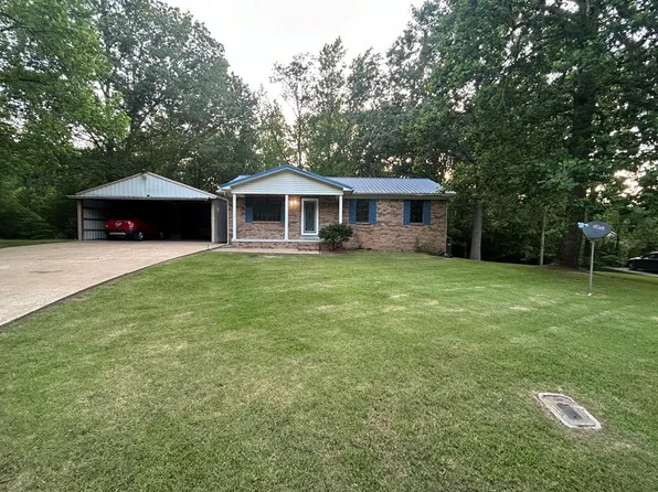 169 Vickie Lee Dr, Camden, TN 38320