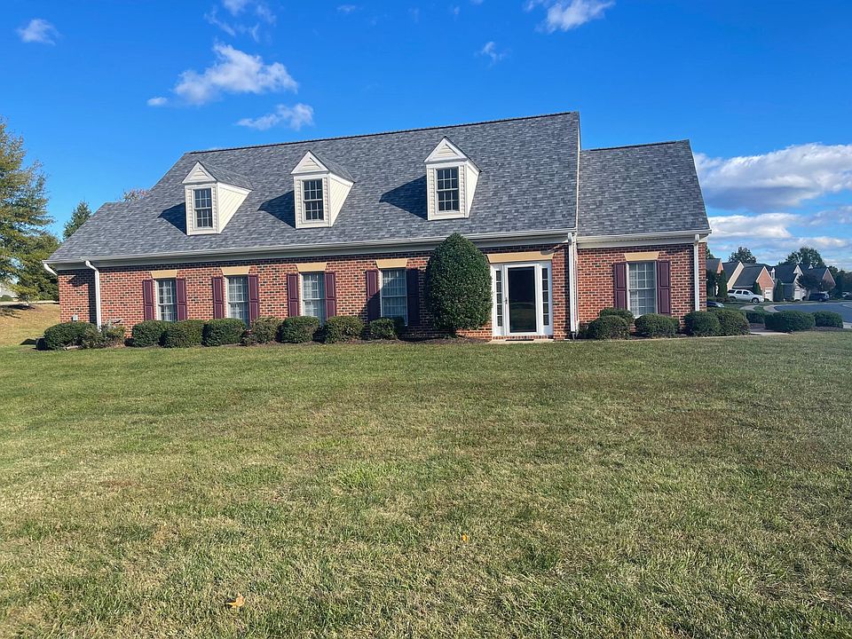 1st image of 7107 Radford Dr