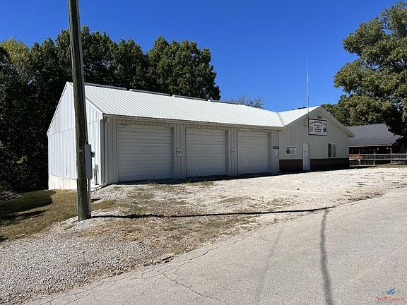 2nd image of 29271 Round House Ave