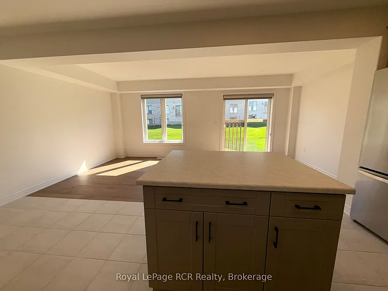 133 McCausland Dr — Photo 11