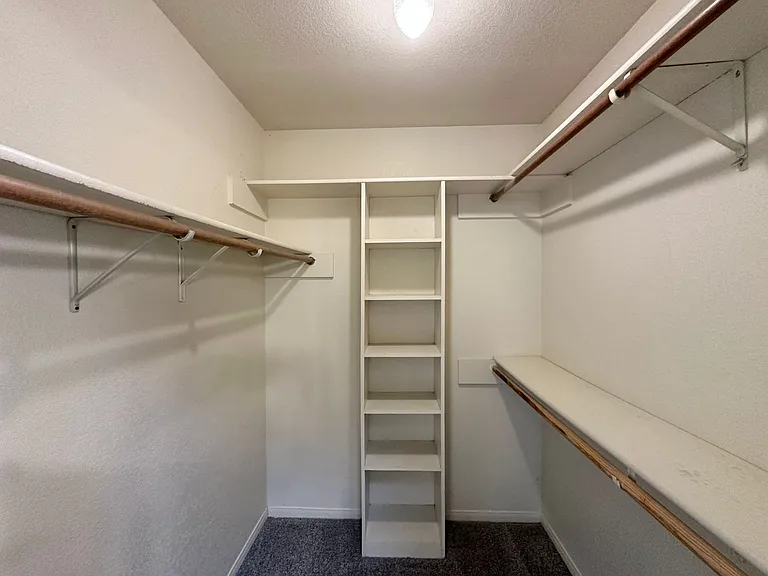 1818 Diana Ln — Photo 27