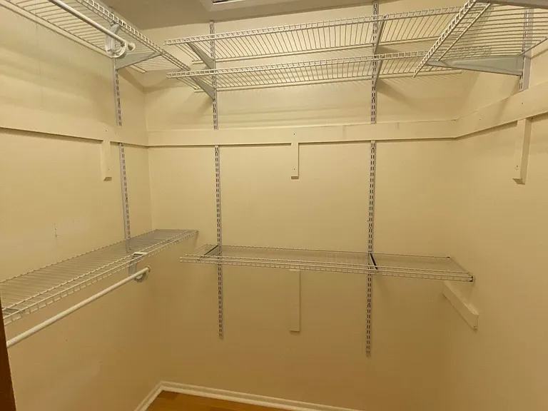 3694 Hardwood Ct — Photo 7