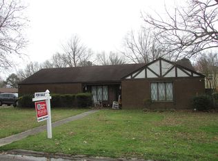 1202 S Vail St, Stuttgart, AR 72160