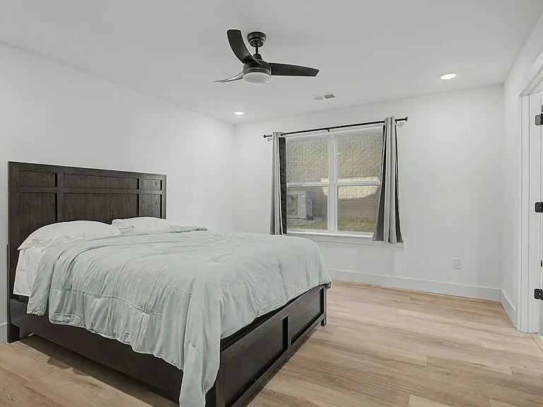 1241 N Avondale Cir #121 — Photo 7