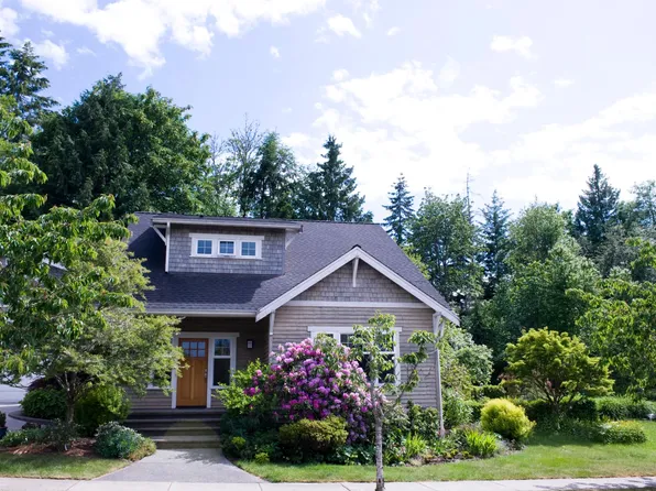 9431 NE North Town Loop, Bainbridge Island, WA 98110