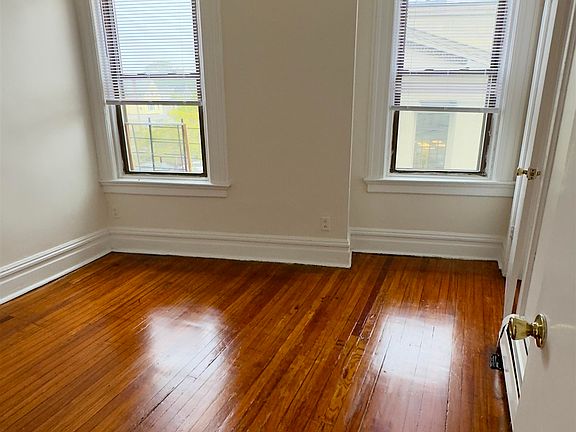 5th image of 99 Lembeck Ave APT 4
