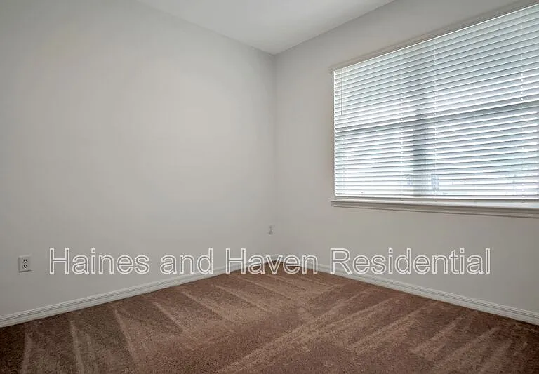 4136 Lavender Ct — Photo 19