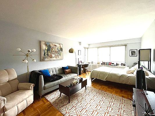 1st image of 175 W 12th St APT 8N