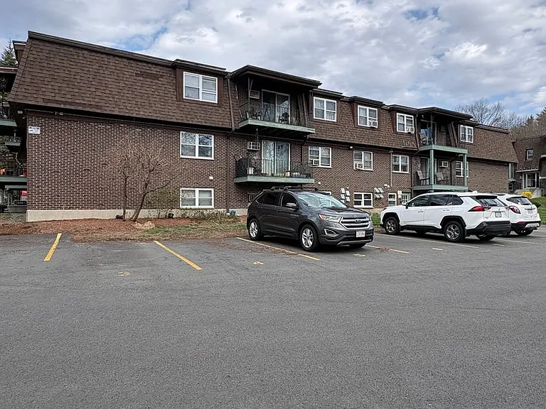 700 Robbins Ave #6 — Photo 12