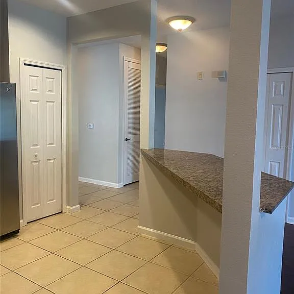 987 Fern Ave #202 — Photo 16