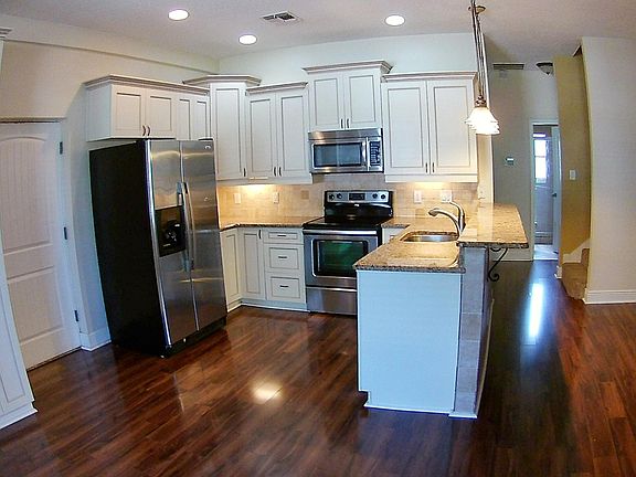 2nd image of 3708 Glen Garry Ln