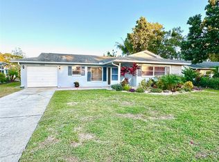 1494 Queen Anne Dr, Palm Harbor, FL 34684
