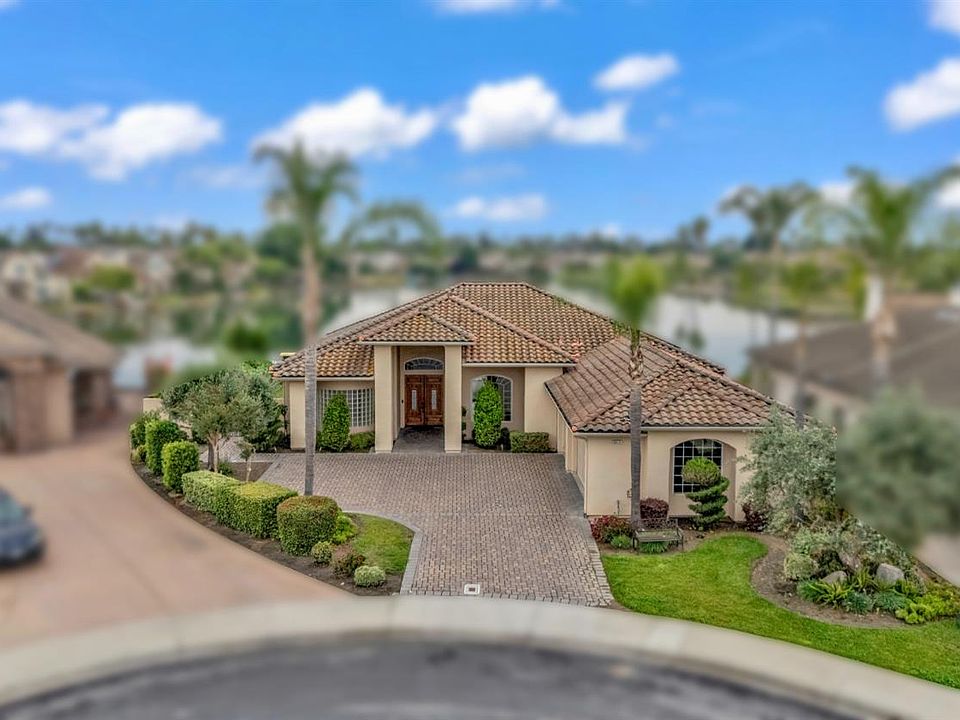1st image of 3010 Golf Dr W