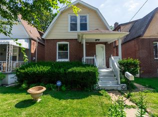 6524 Bartmer Ave, Saint Louis, MO 63130
