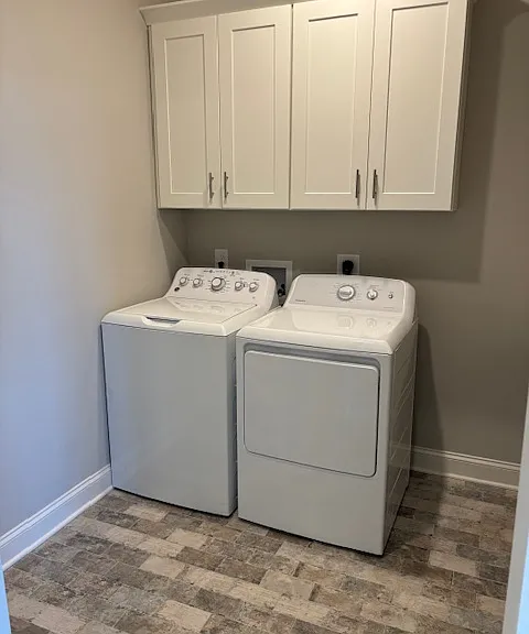7850 Saddlebrooke Dr — Photo 36