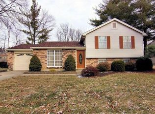 702 Woodgate Rd, Cincinnati, OH 45244