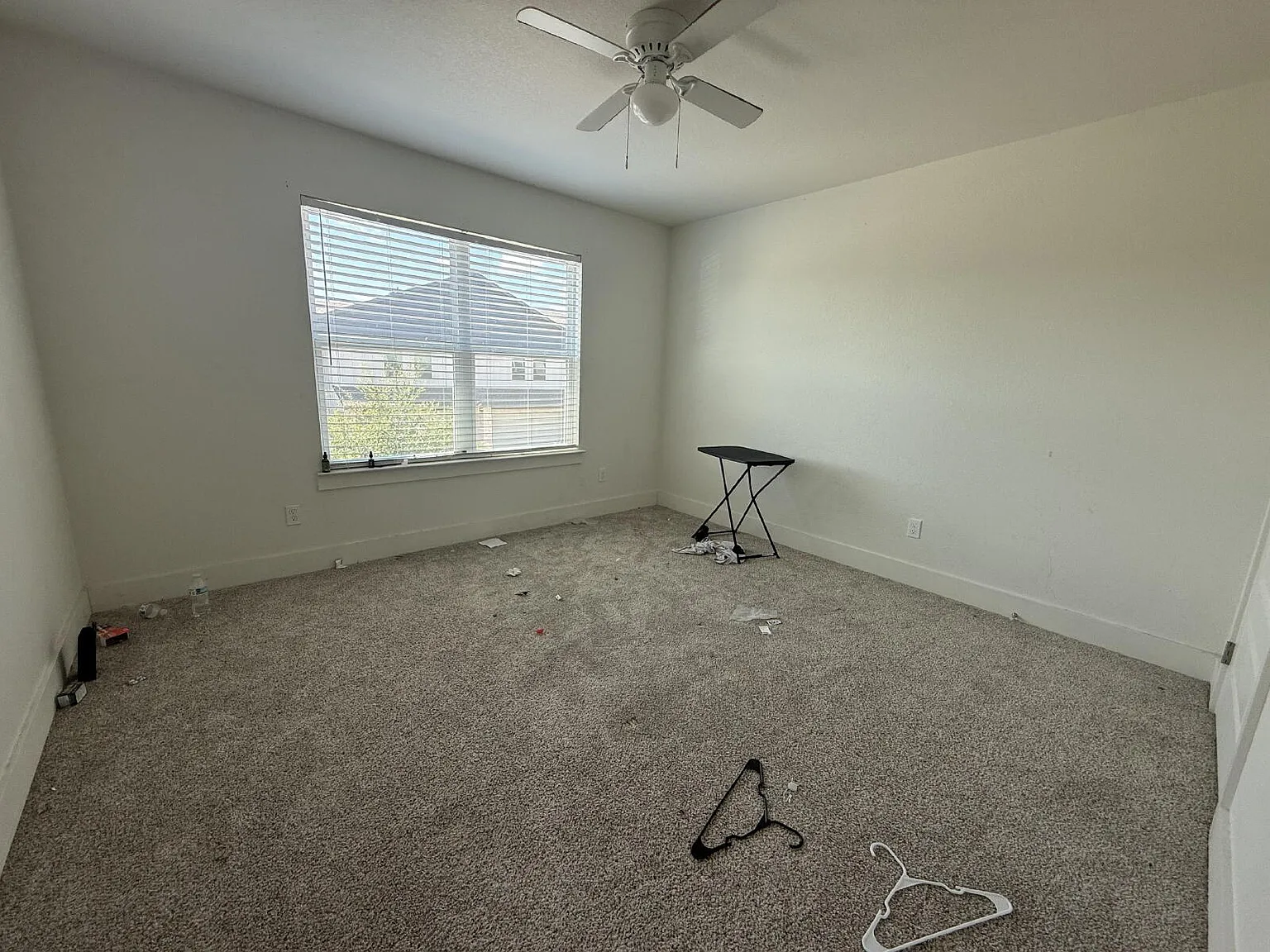 4 bed, 2.5 bath, 1683 sqft, $1,695 — Photo 3
