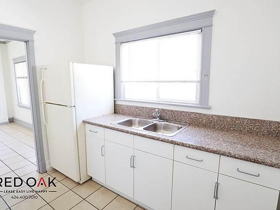 3rd image of 945 Beacon Ave APT 404
