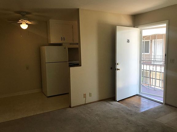 3rd image of 89 Wabash Ave #203