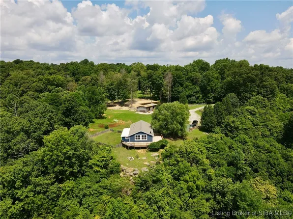 10617 Walkens Lane SE, Elizabeth, IN 47117