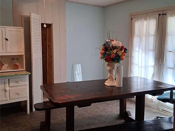 5th image of 161 Meadowbrook Ln