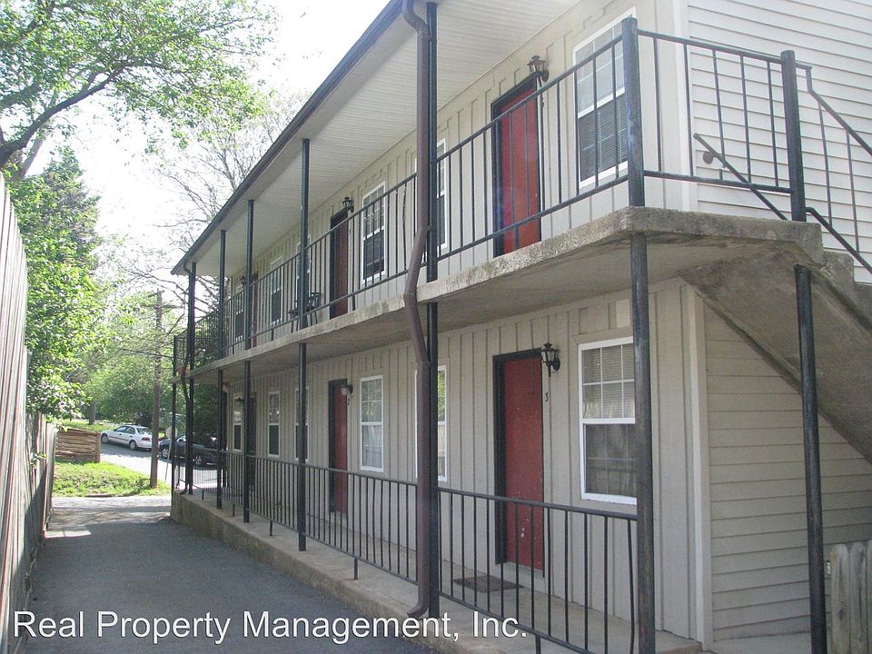 1st image of 1204 Carlton Ave APT 2