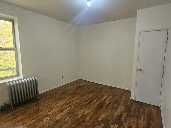 (undisclosed Address), Yonkers, NY 10701