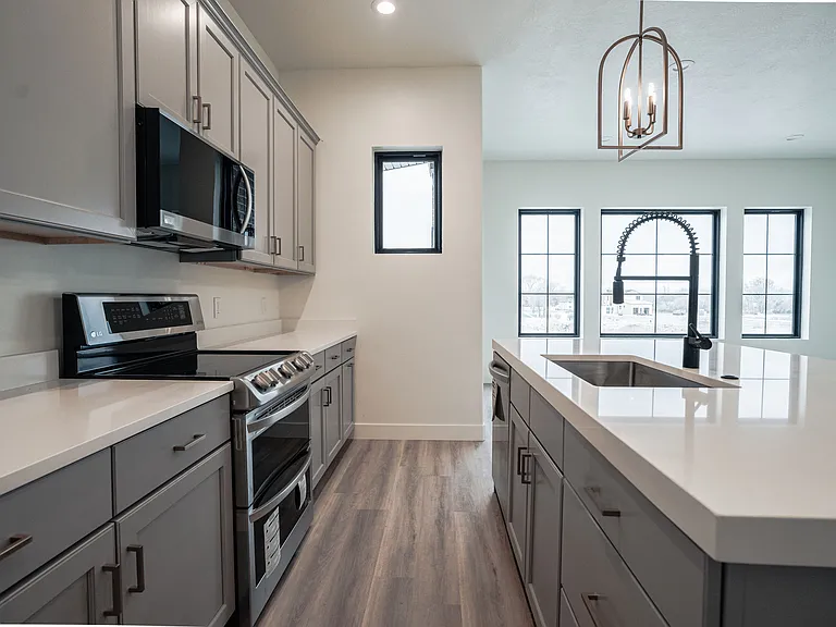 5328 W Dosh Ln — Photo 9