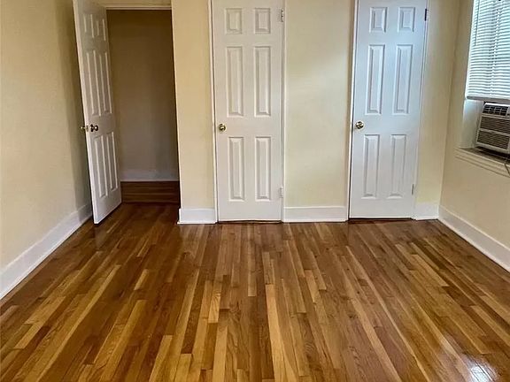 3rd image of 6361 Yellowstone Blvd APT 5B
