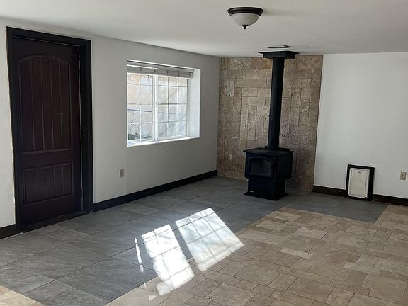 3rd image of 764 Pine St