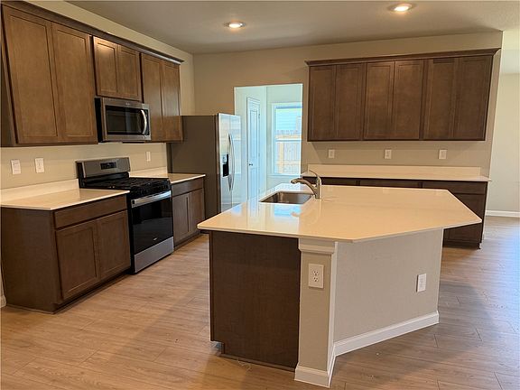 2nd image of 1715 San Jacinto Dr