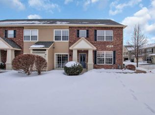 4589 Victor Path UNIT 1, Hugo, MN 55038