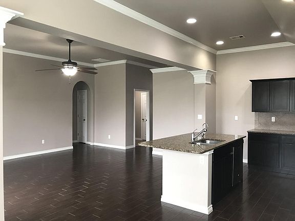 3rd image of 3022 Besterio Dr
