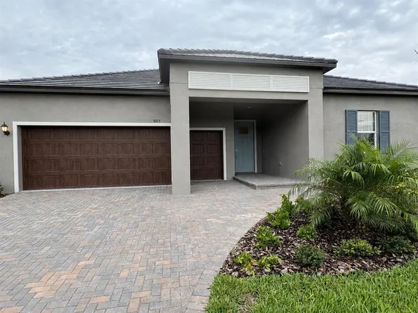 9215 Minnow Ray Dr, Land O Lakes, FL 34638