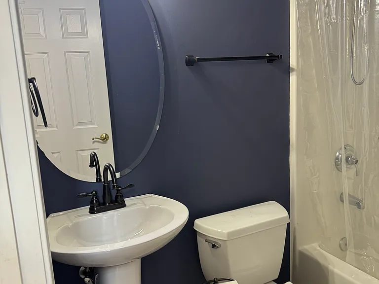 5065 Cramer Woods Dr — Photo 30