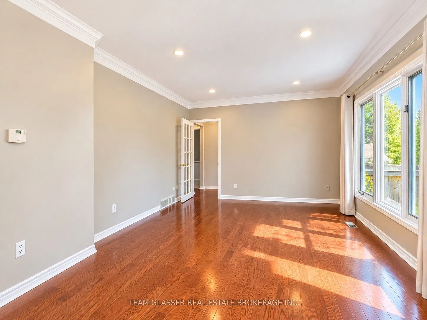 2 bed, $2,500 — Photo 4
