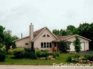 E4720 Rolling Ridge Rd, Spring Green, WI 53588