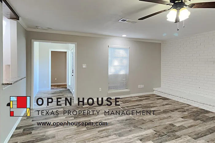 22435 Lost Creek Rd — Photo 3