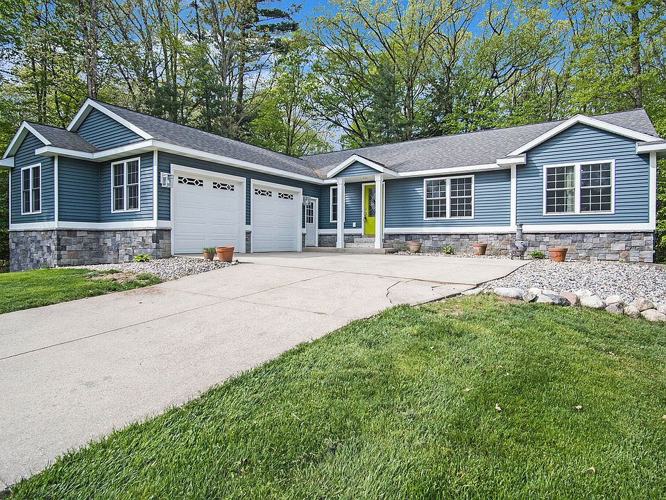 6743 E Point Dr, Fruitport, MI 49415 Zillow