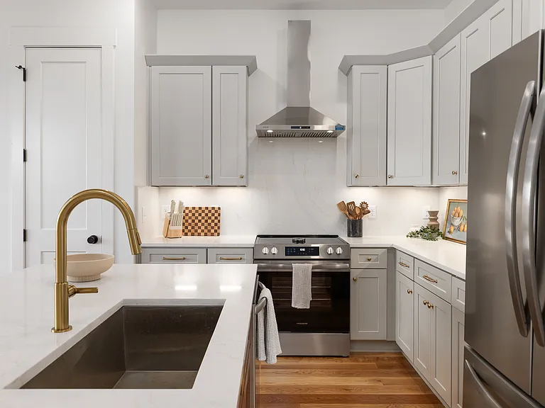 1013 Summit Ave #A — Photo 20