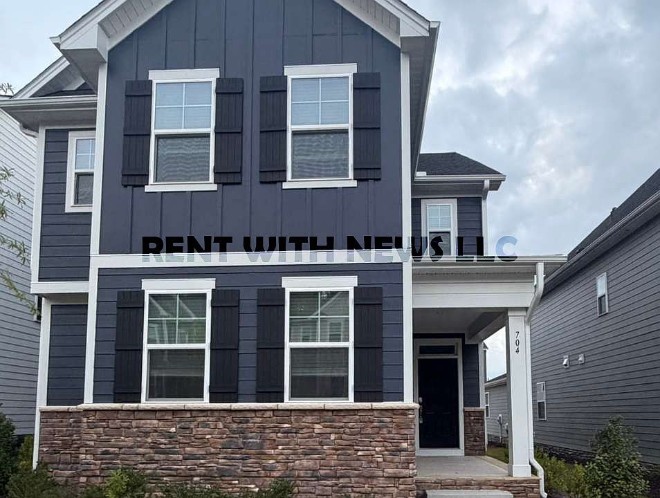 1st image of 704 Longleaf Grove Ln
