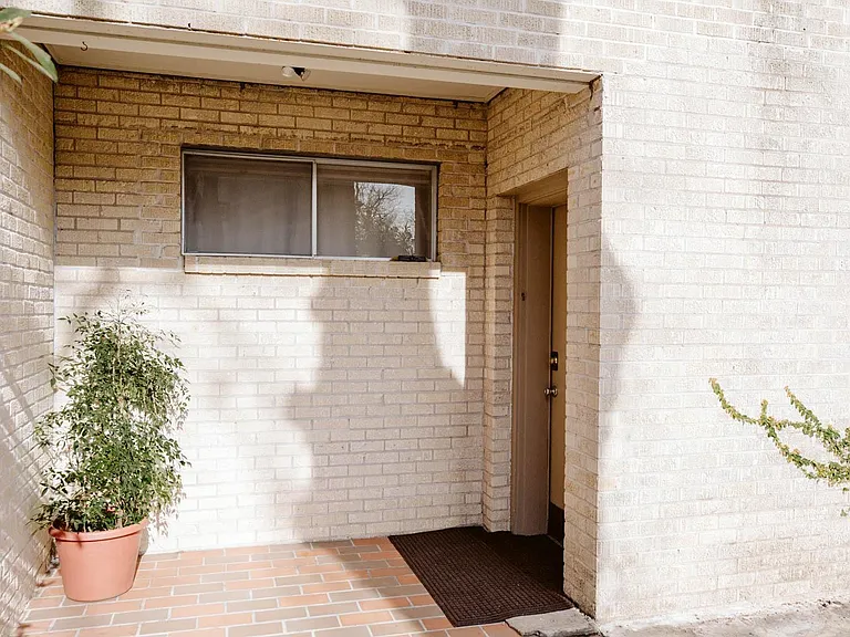 3506 Enfield Rd #106 — Photo 5