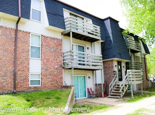 701 Dondee Dr APT 8, Manhattan, KS 66502