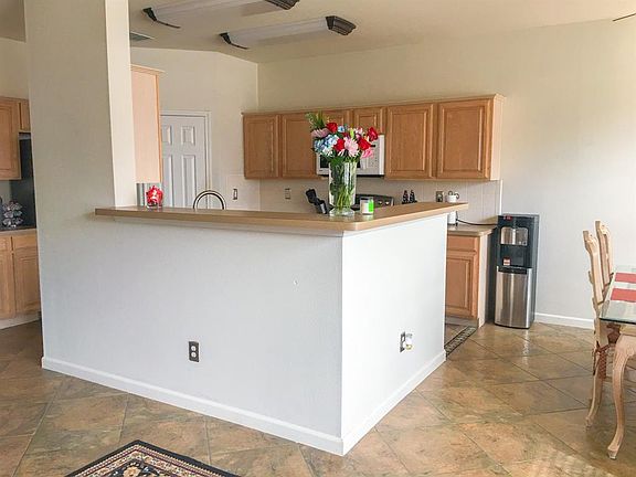 3rd image of 1936 Juniper Dr