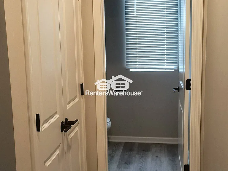 1105 Farrier Rd — Photo 30