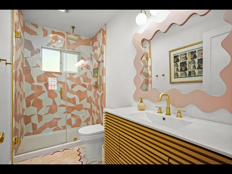 413 Normandy St — Photo 17