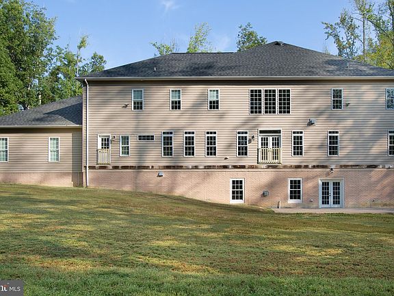 4th image of 114 Estates Dr
