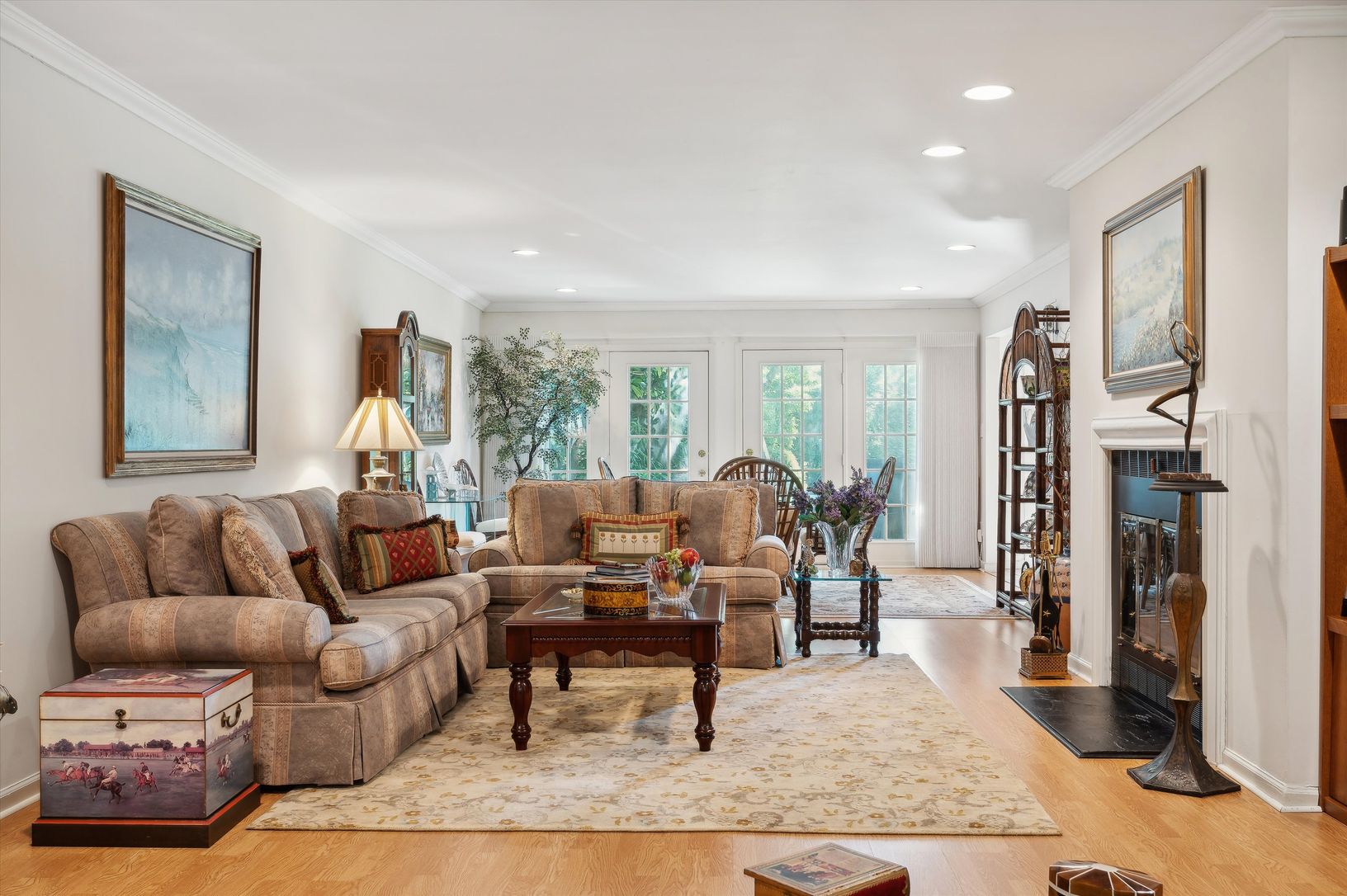  Living Room with Fireplace